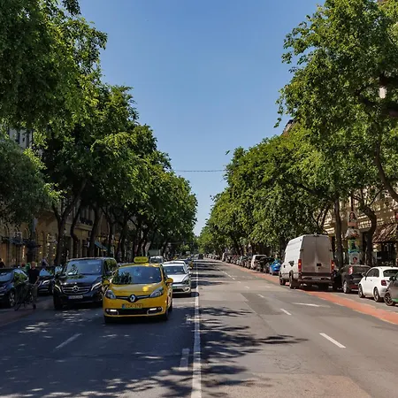Little Treasure At Liszt With Free Parking Daire