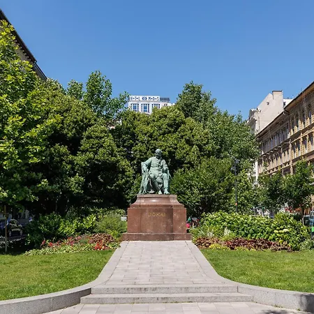 Little Treasure At Liszt With Free Parking Budapeşte