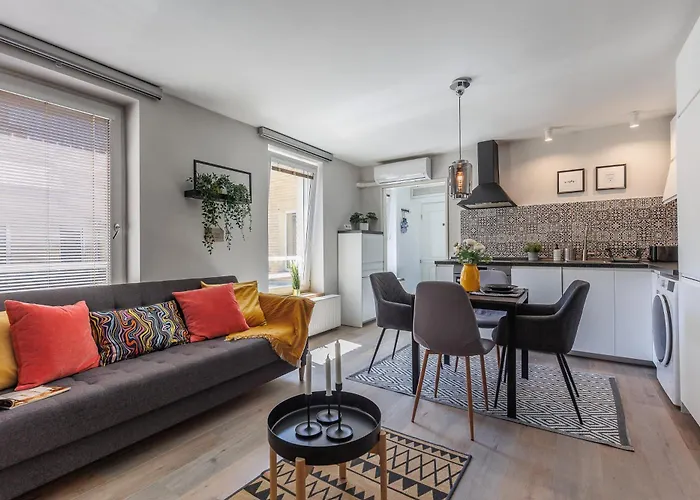 Apartamento Little Treasure At Liszt With Free Parking *