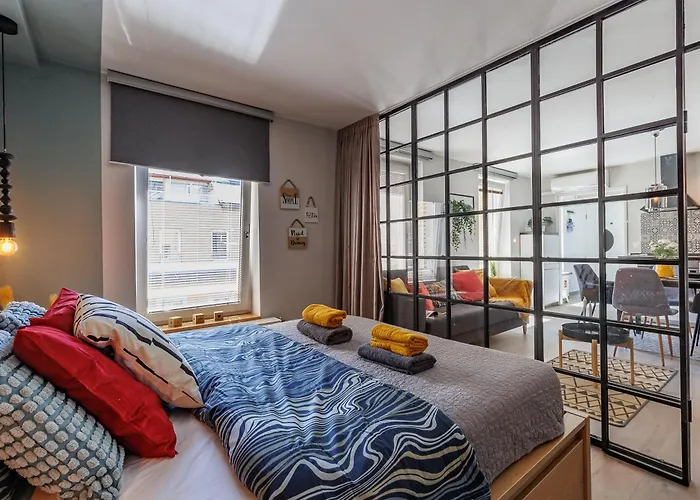 Apartamento Little Treasure At Liszt With Free Parking *